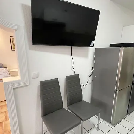 Monteurwohnung Mit Balkon In Daire *