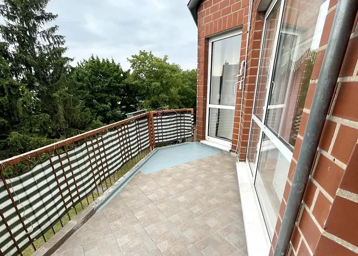Monteurwohnung Mit Balkon In Duisburg